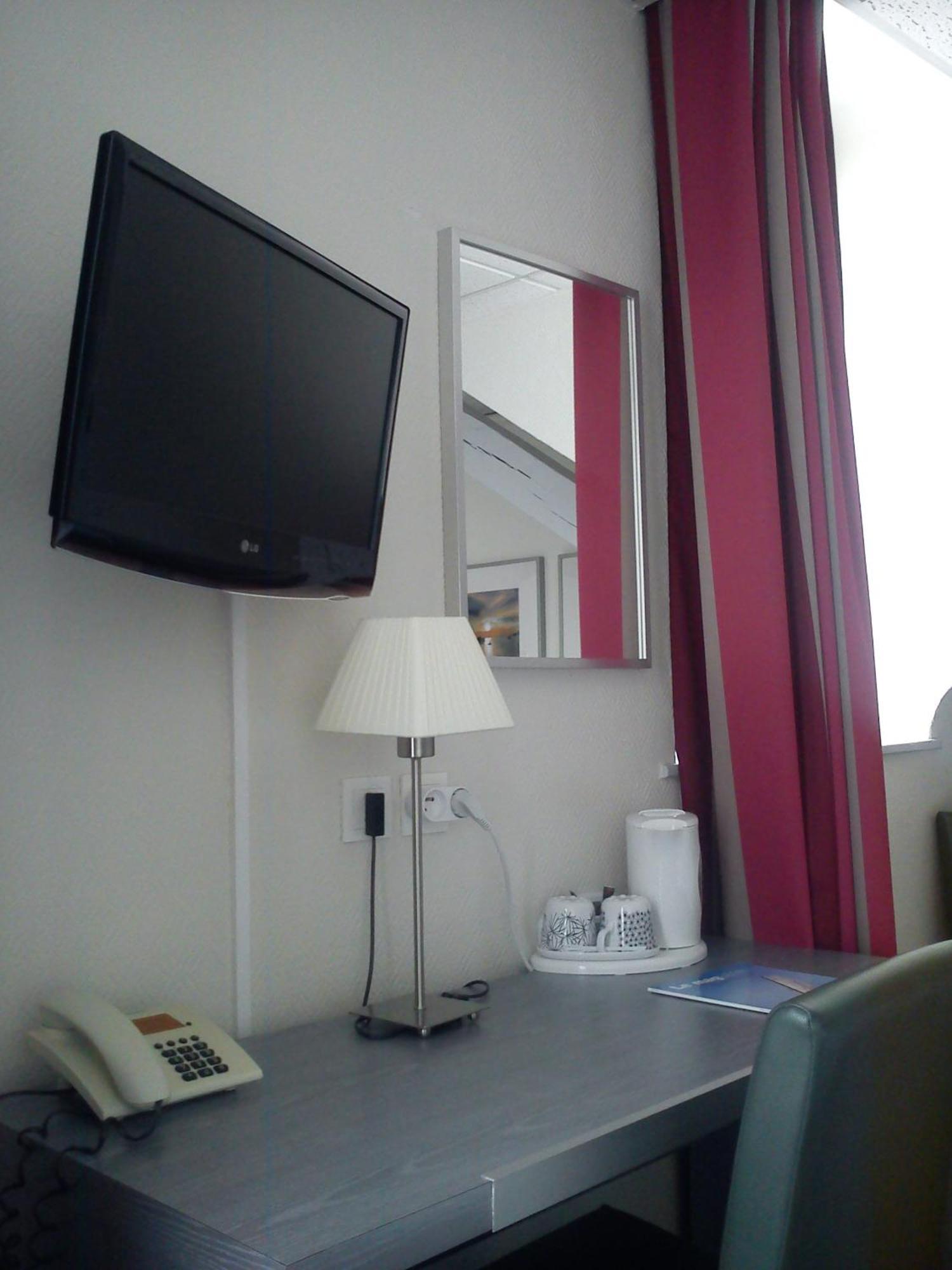 Hotel Carmin Le Havre Exteriör bild