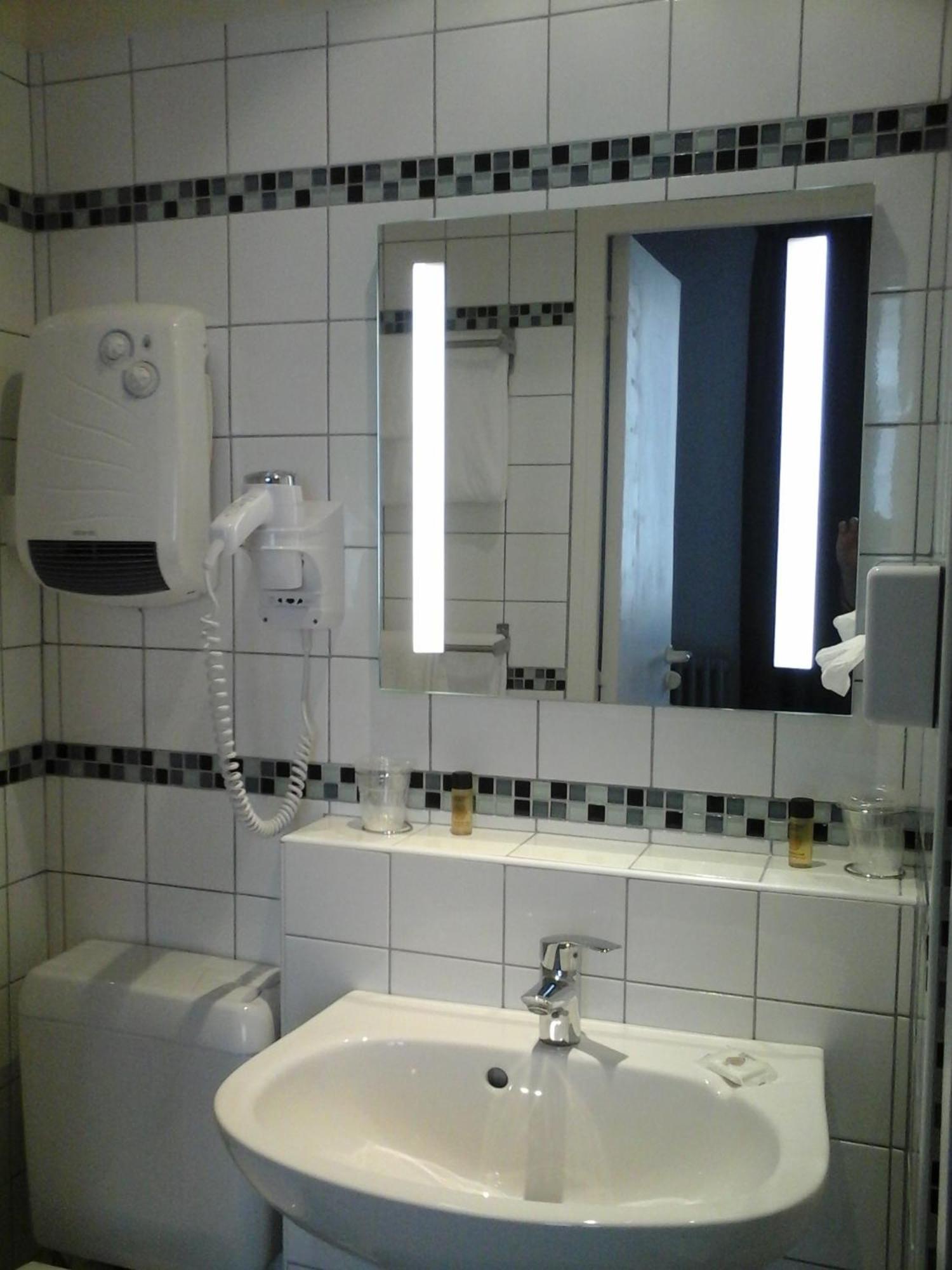Hotel Carmin Le Havre Rum bild